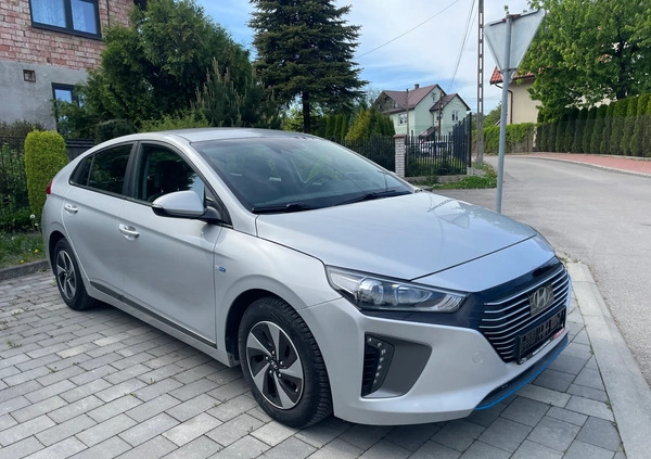 Hyundai IONIQ cena 69900 przebieg: 78900, rok produkcji 2019 z Kielce małe 191